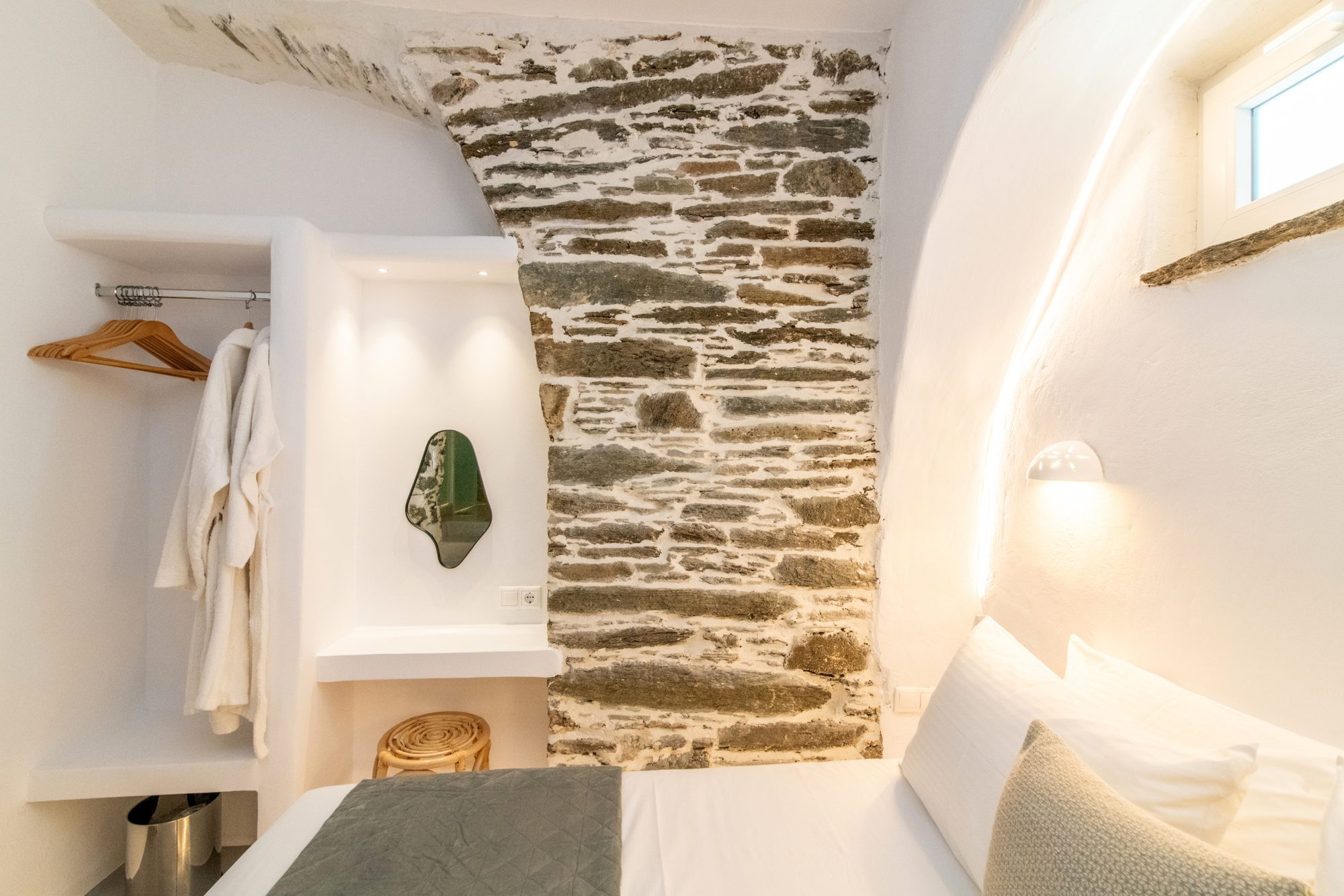 Grace bedroom